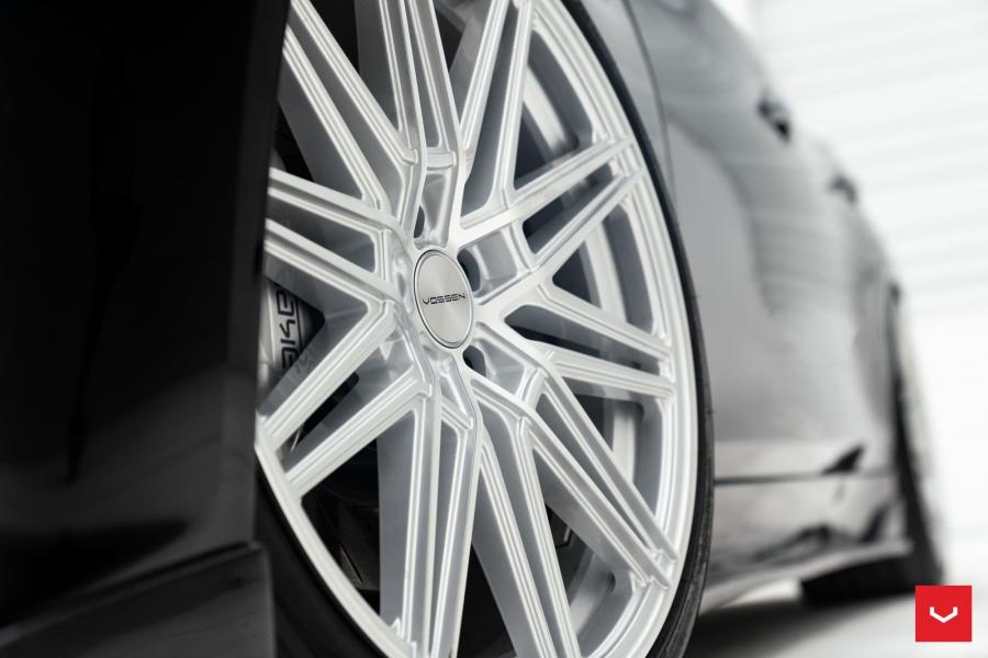 Колеса Infiniti Q50S on Vossen Wheels (CV10) 2019 года  (фото 11 из 21)